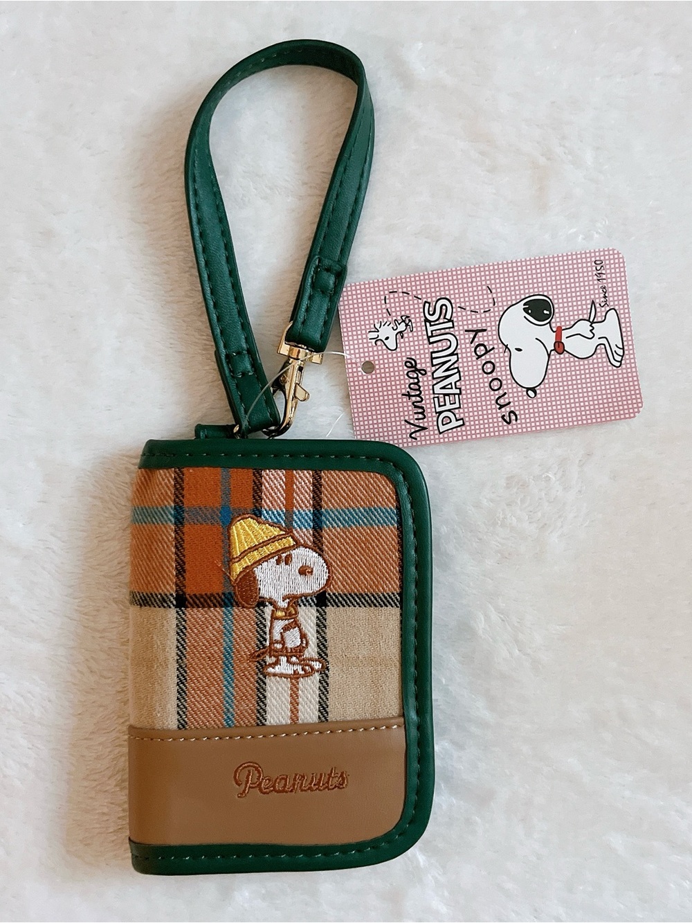 Brand New Peanuts Snoopy Pass Case / Card Holder with Strap Japan Exclusive